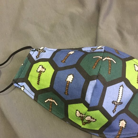 (3/$30) Kids' size Minecraft Tools fitted mask - Picture 1 of 3